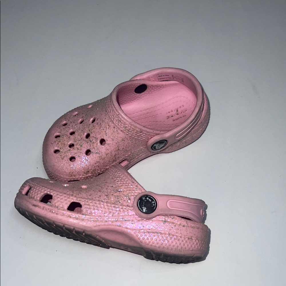 CROCS Kids Glittery Pink Sandals - Picture 5 of 10
